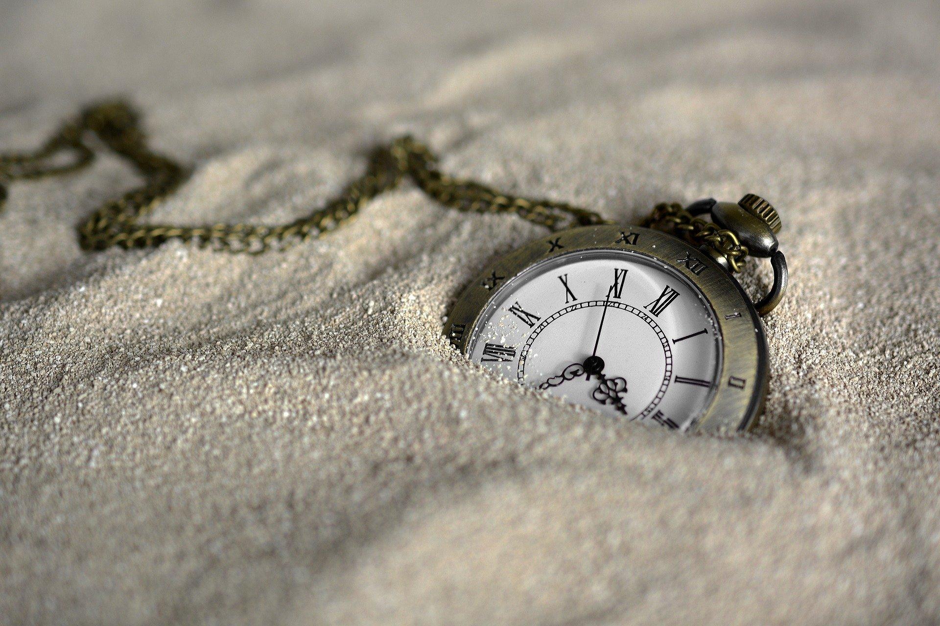 Zeit - anncapictures (pixabay)